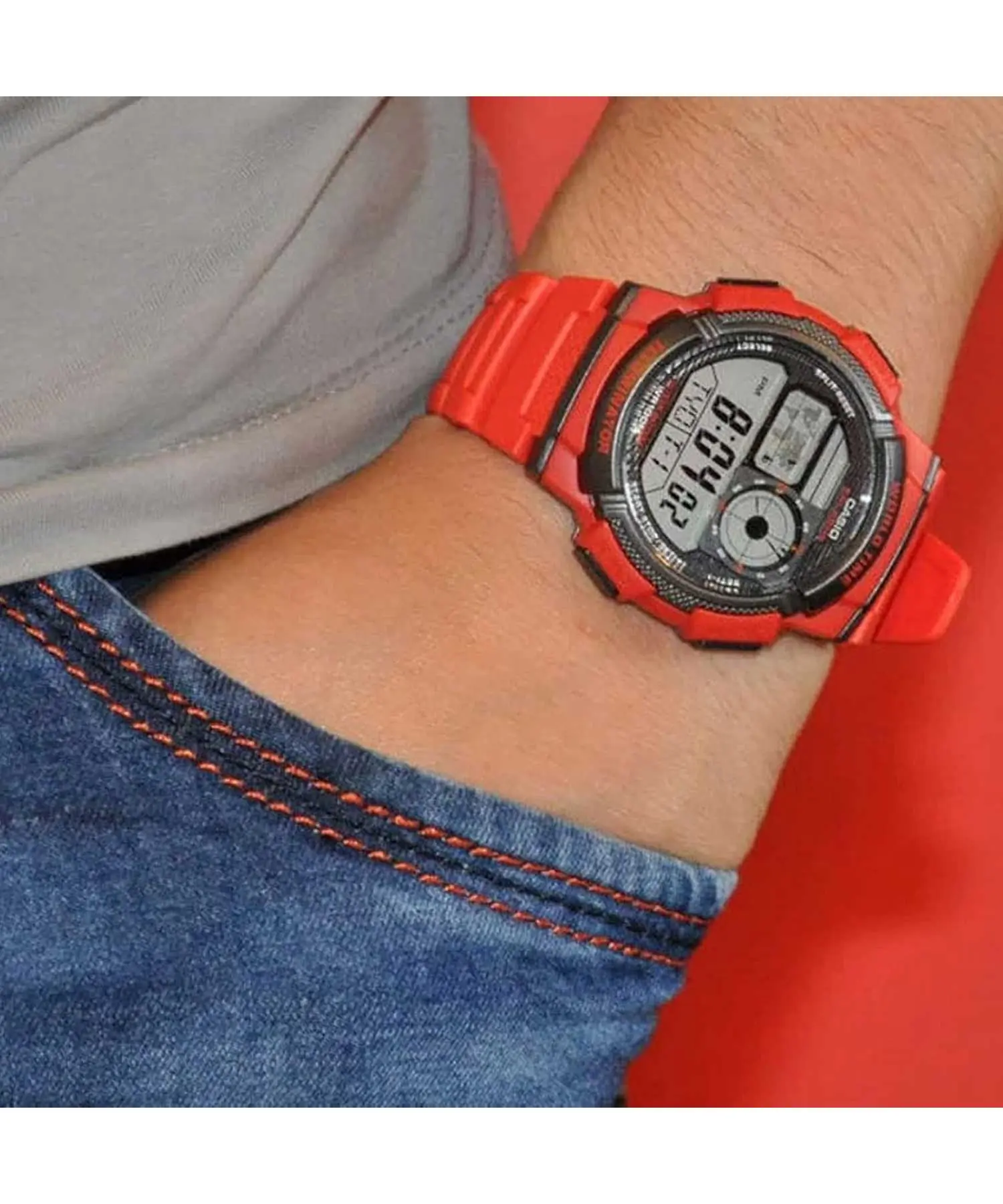 عکس روی مچ AE-1000W-4AVDF