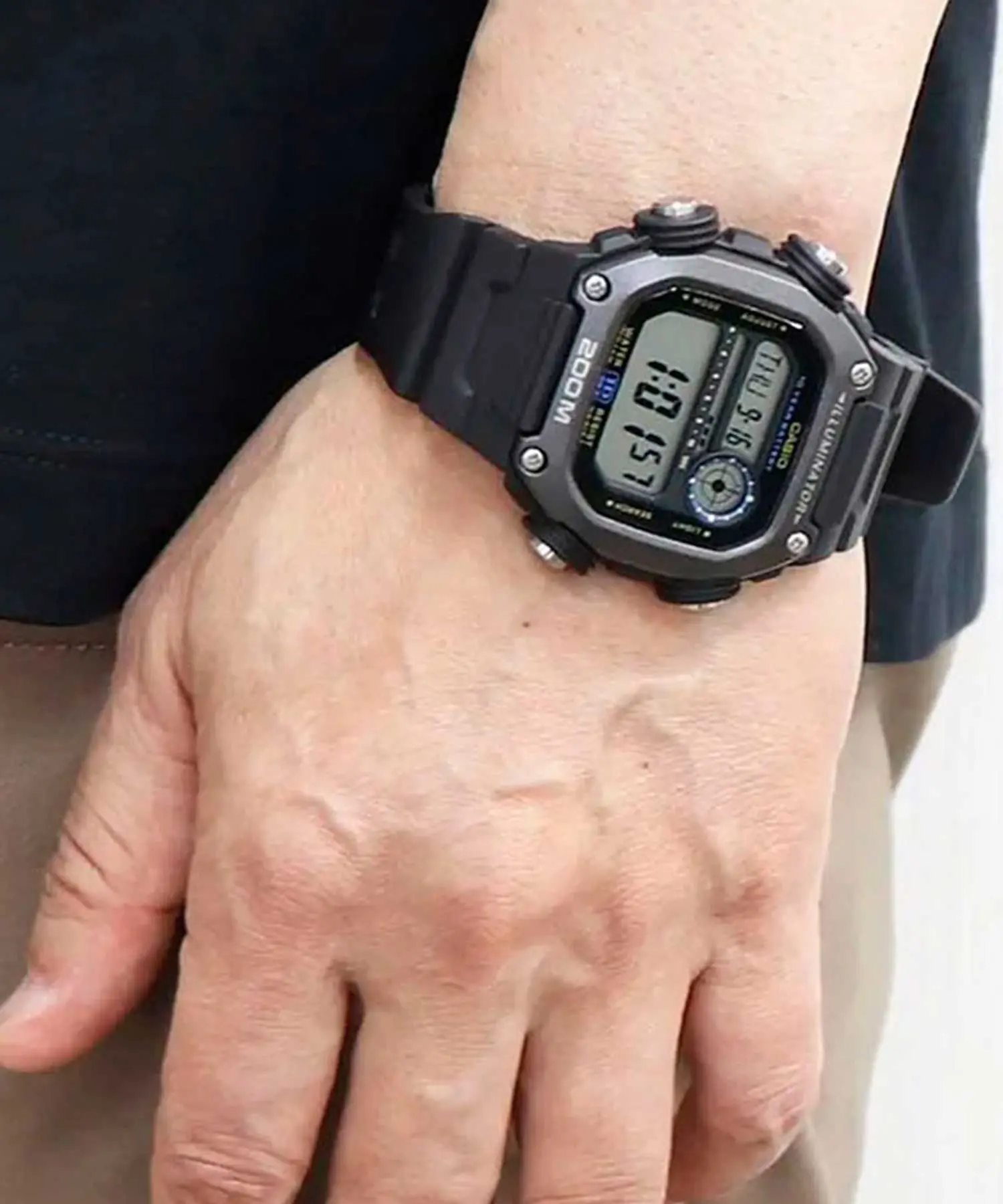 عکس استایل روی دست DW-291HX-1AVDF