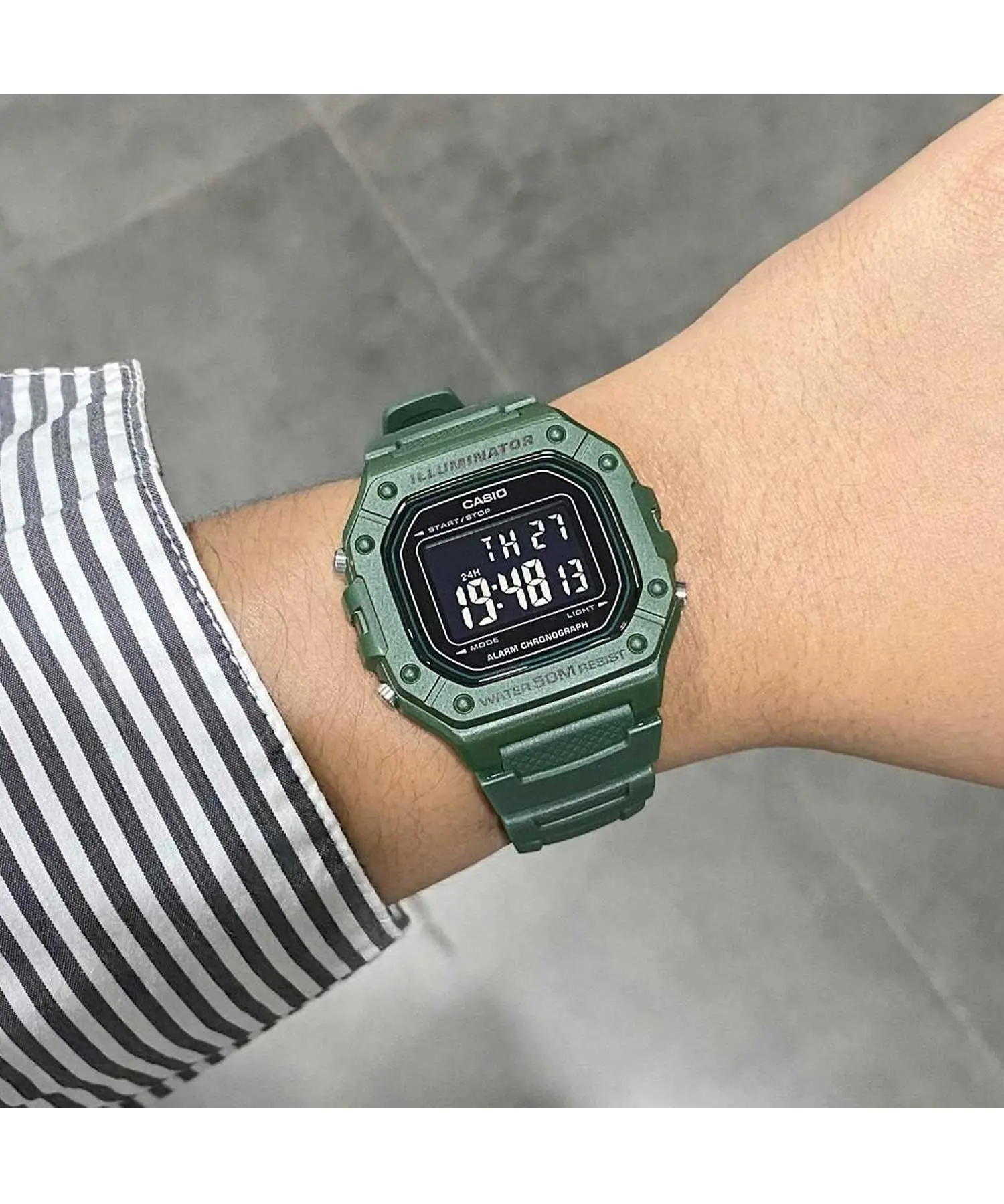 عکس روی مچ W-218H-3BVDF